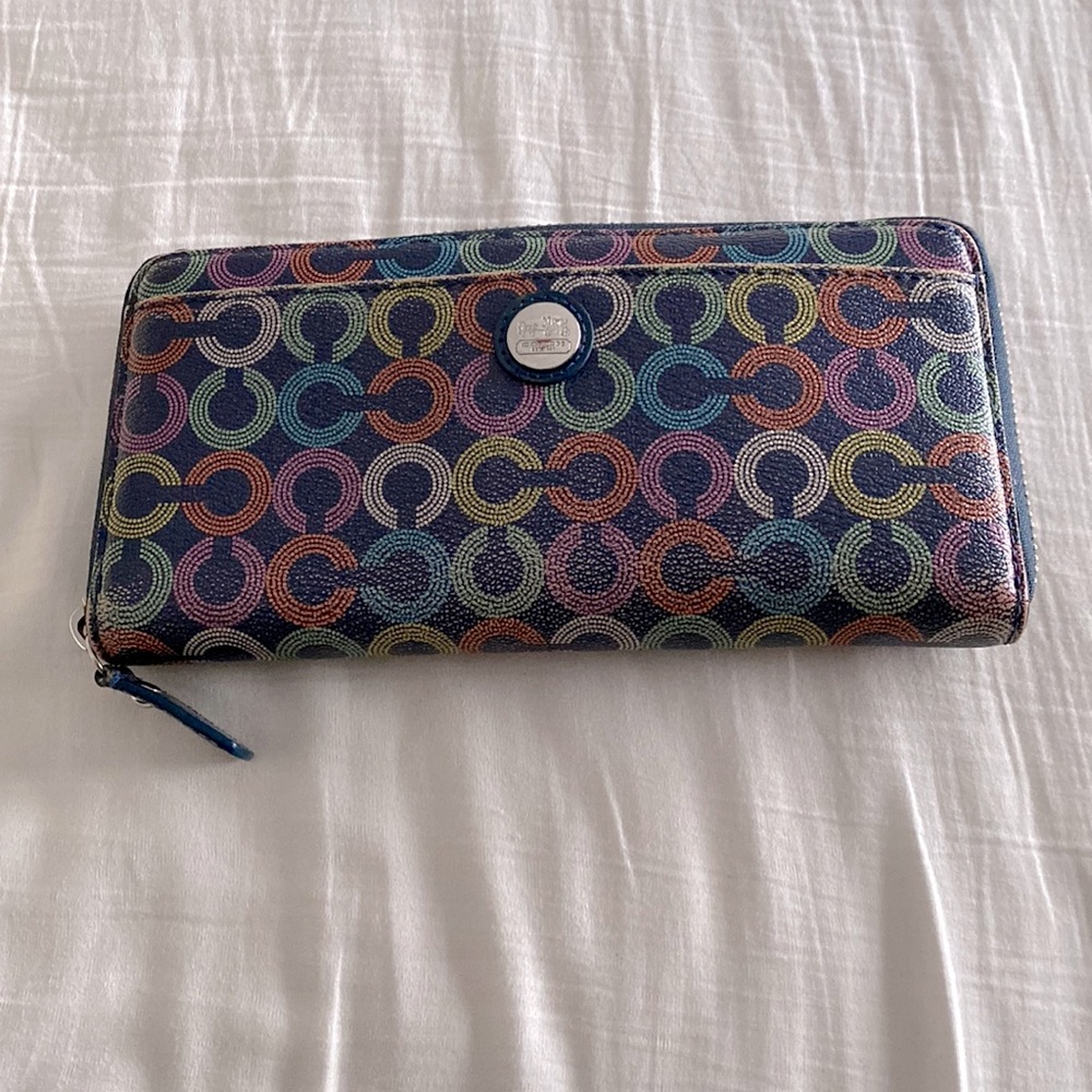 Authentic Coach Large Zipper Wallet